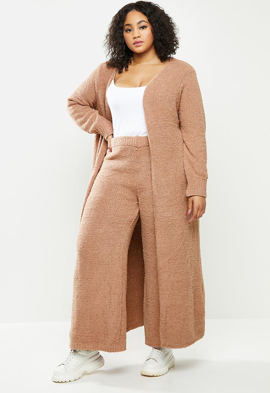 Missguided - Plus popcorn maxi cardigan co ord - brown 