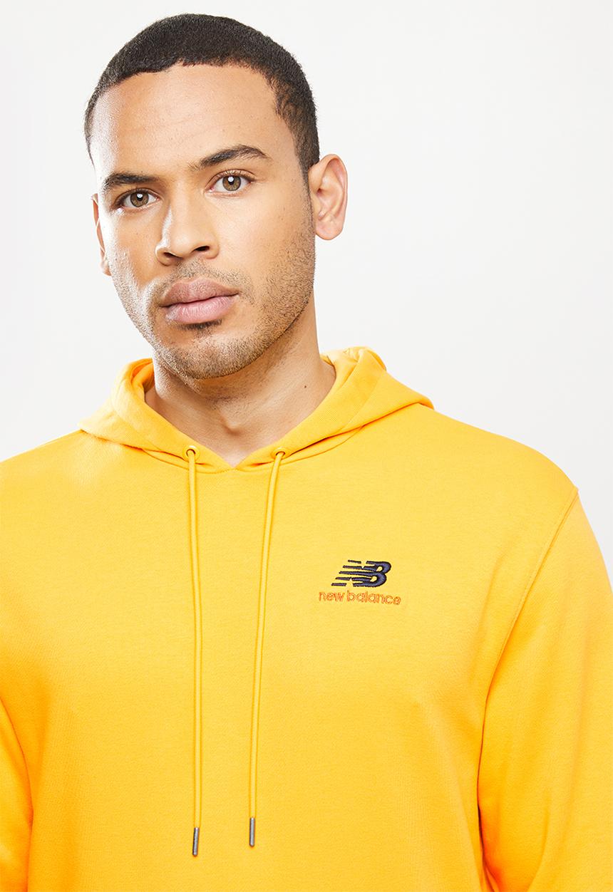 New Balance  - Nb essentials embroidered hoodie - yellow