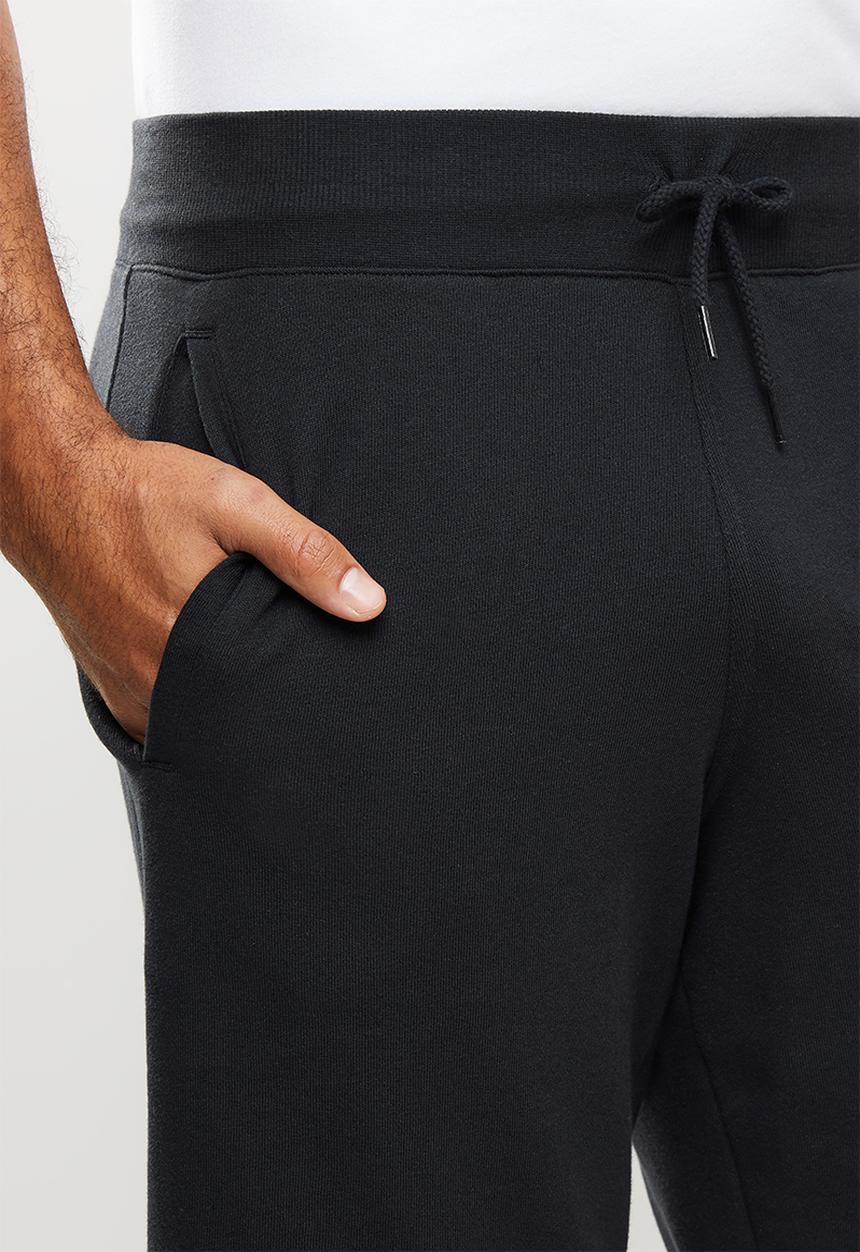 New Balance  - Nb classic core short - black