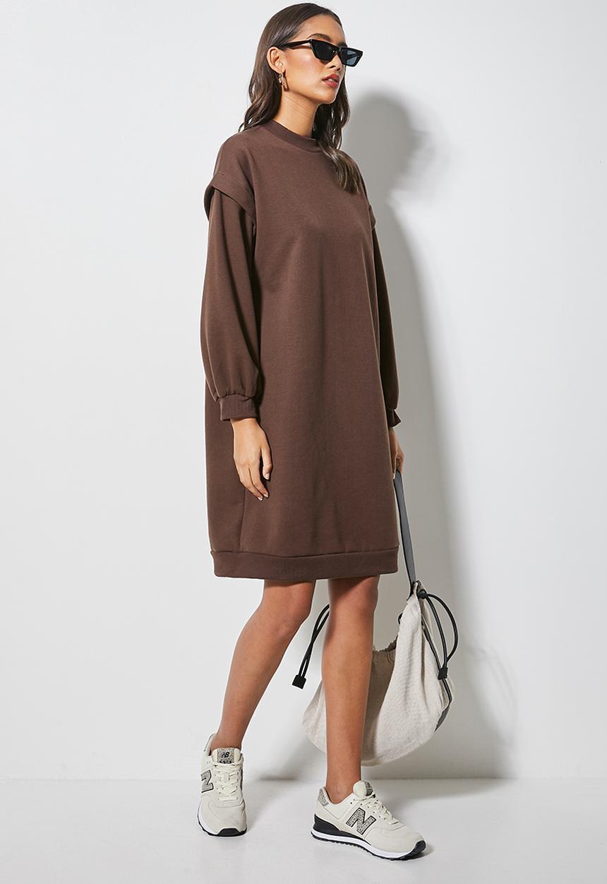 Superbalist - Dropped shoulder oversize sweat dress - brown