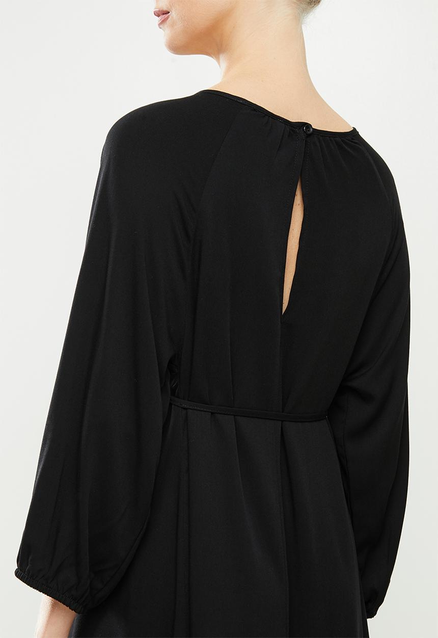 Superbalist - Belted tiered midi dress - black
