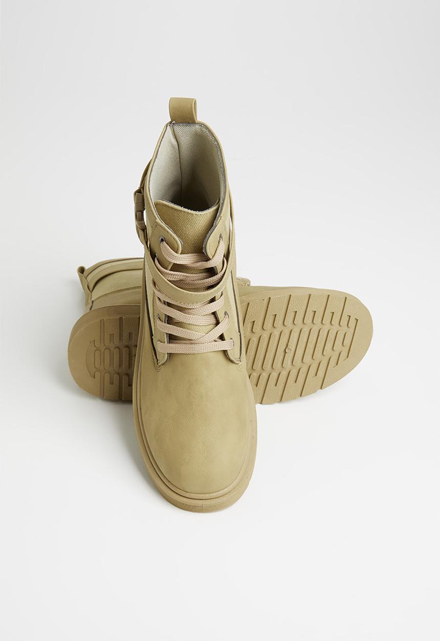 Seduction - Buckle lace up hiking boot - camel