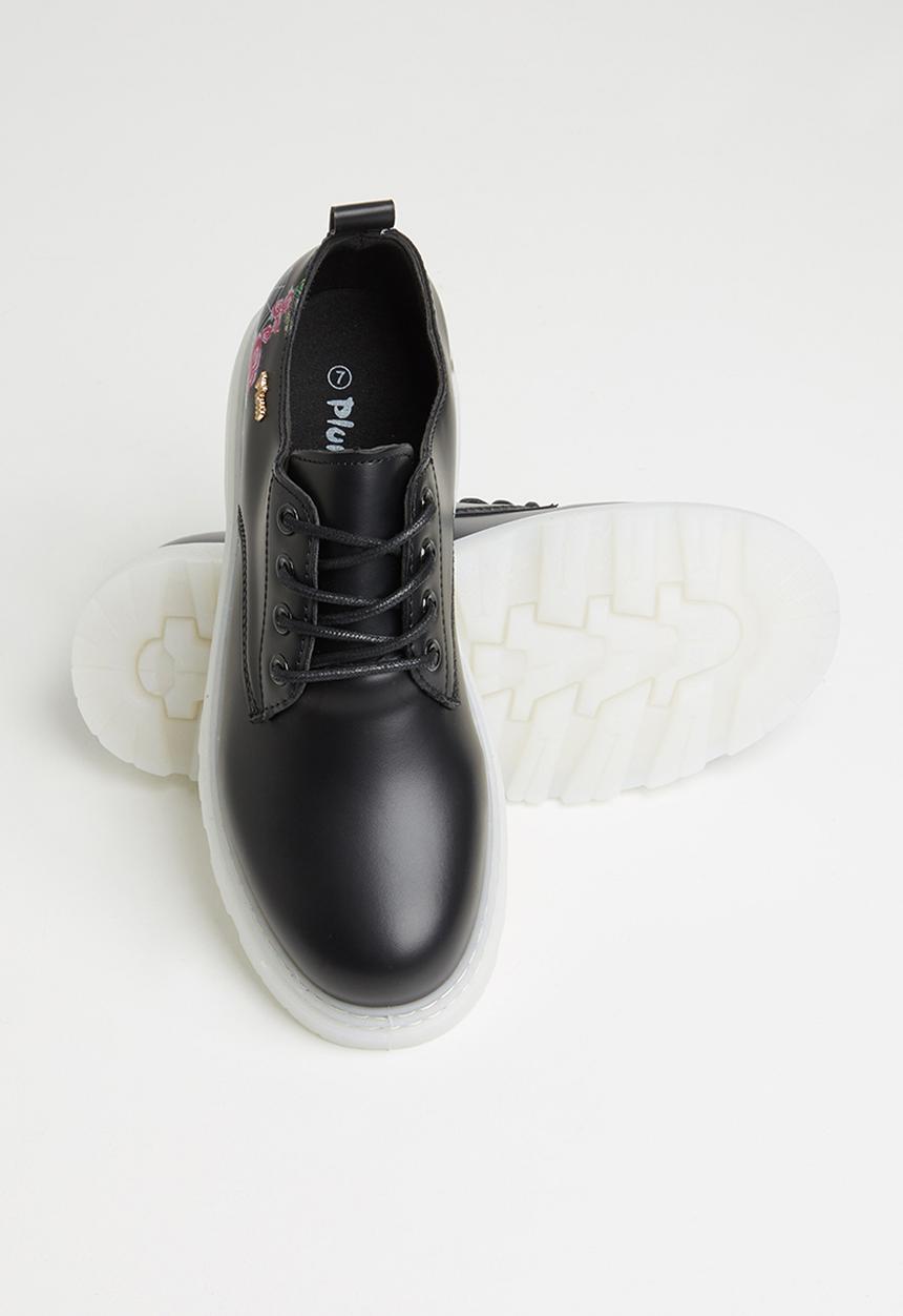 Plum - Orrico lug sole lace up shoe - black