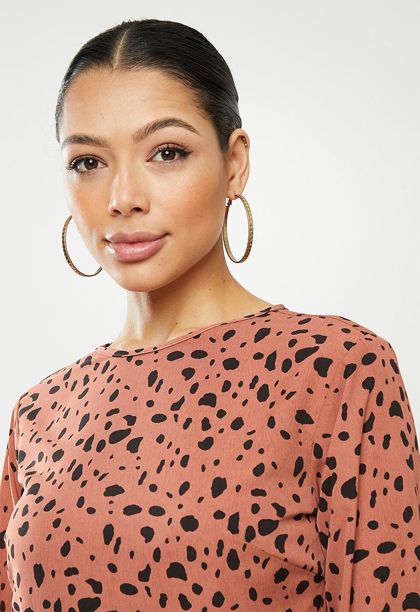 Missguided - Ruched side tea dress dalmatian - rust & black 