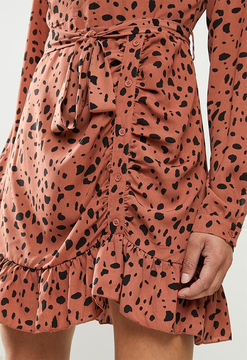 Missguided - Ruched side tea dress dalmatian - rust & black 