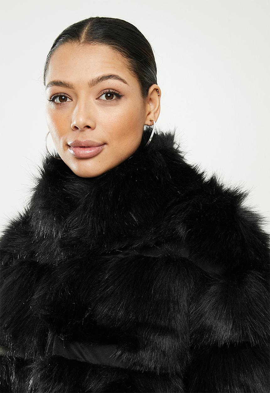 Missguided - Stand collar pelted faux fur coat - black