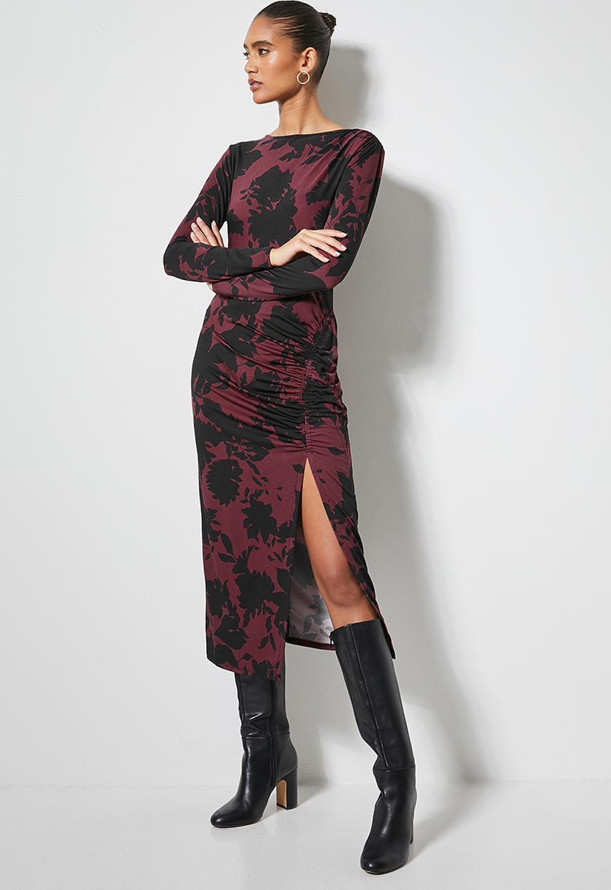 VELVET - Drawstring side ruching knit dress - black & burgundy 
