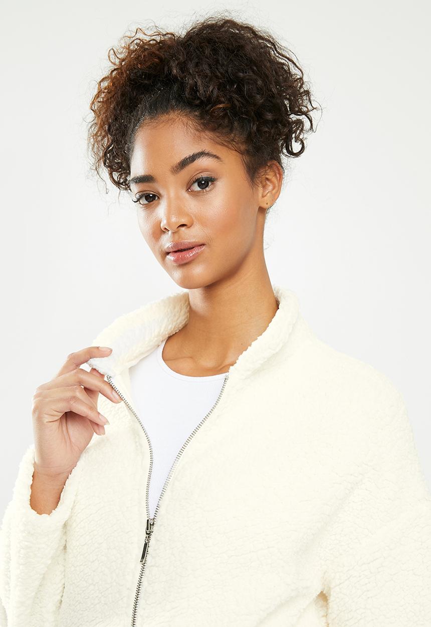 Blake - Sherpa fleece cropped jacket - milk