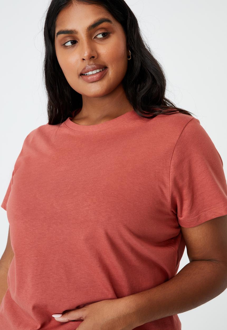 Cotton On - Curve the one crew tee - earthy red
