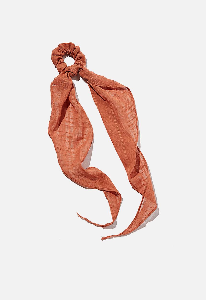 Rubi - New york convertible scrunchie - natural dye earth red