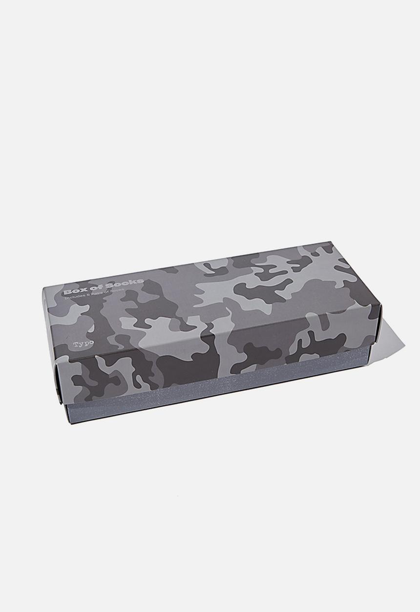 Typo - Box of socks - monochrome 