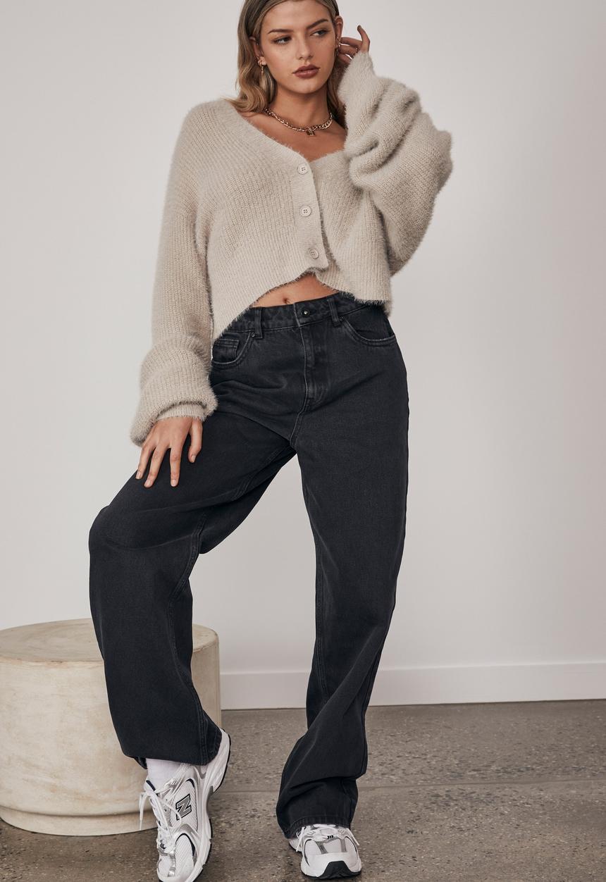 Factorie - Fluffy knit boxy crop cardi - pumic stone