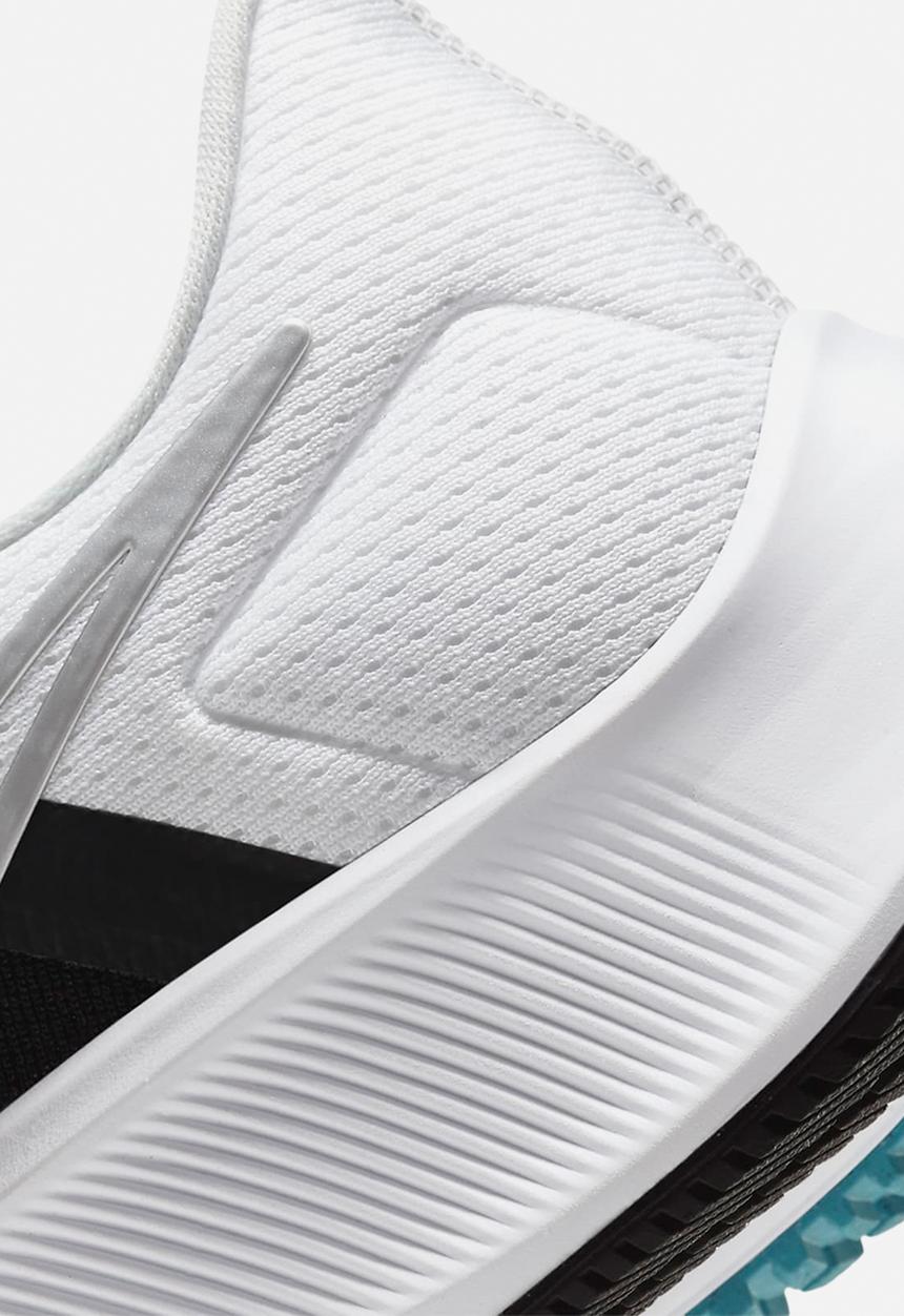 Nike - Air zoom pegasus 38 - black/metallic silver-white