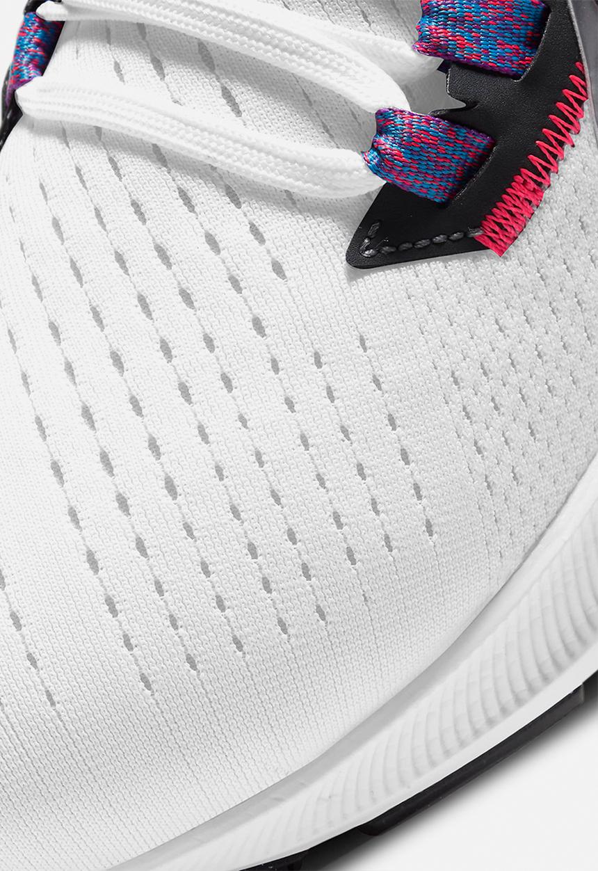 Nike - Air zoom pegasus 38 - white/metallic silver-black