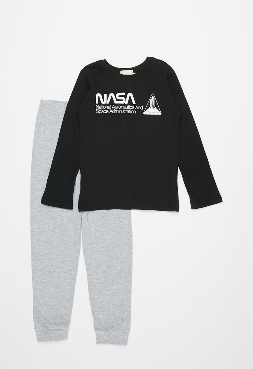 Superbalist Kids - Nasa pyjama top & pants set - black & grey 