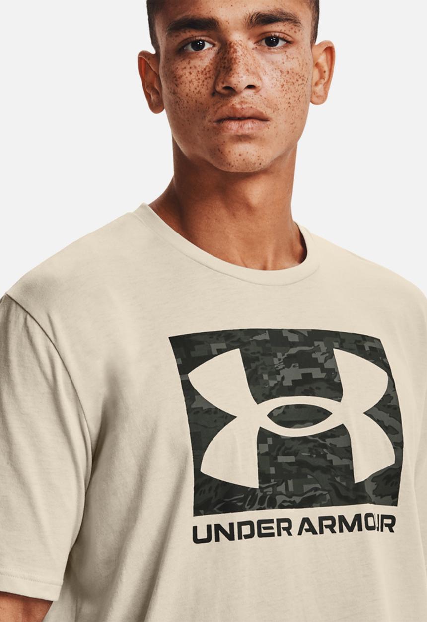 Under Armour - UA abc camo boxed logo short sleeve tee - cream