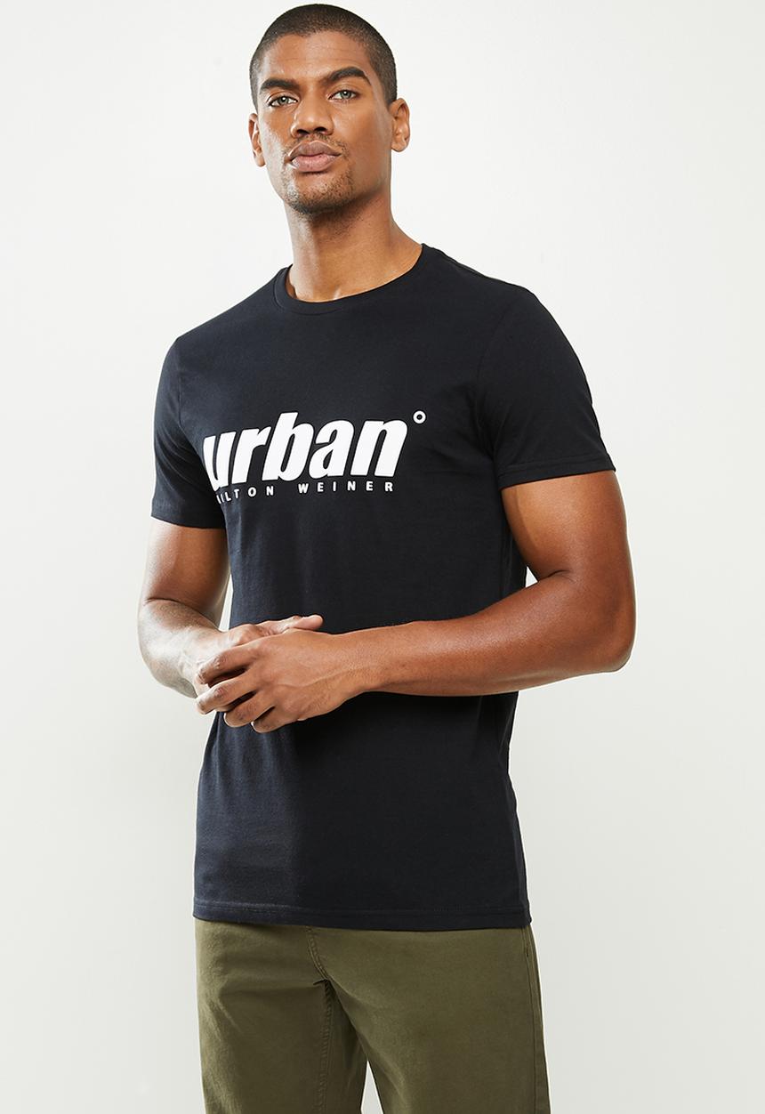 urban° - Mens urban T-shirt - black