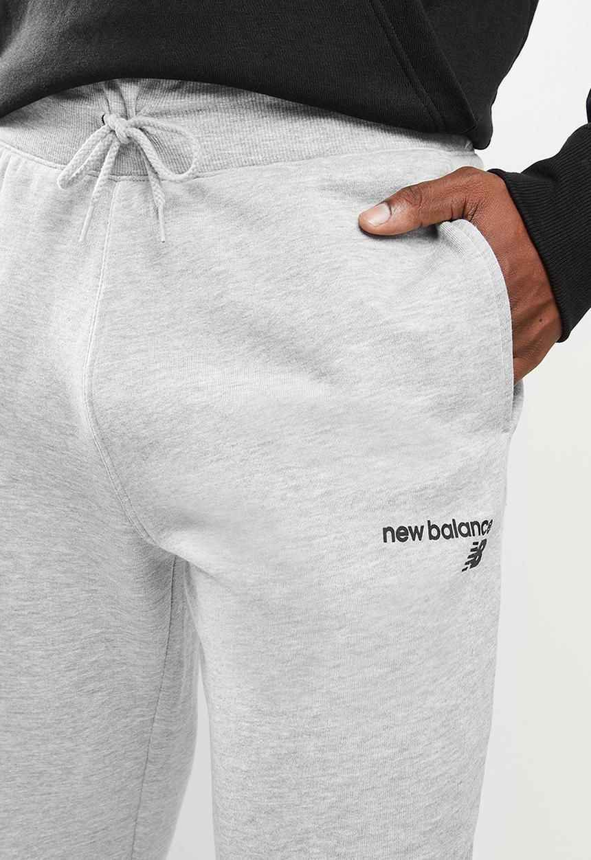 New Balance  - New Balance classics core pant - grey 