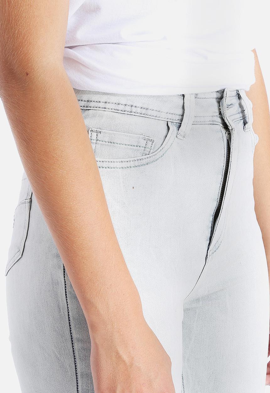 Bellfield - Marisol Ripped Skinny Jeans