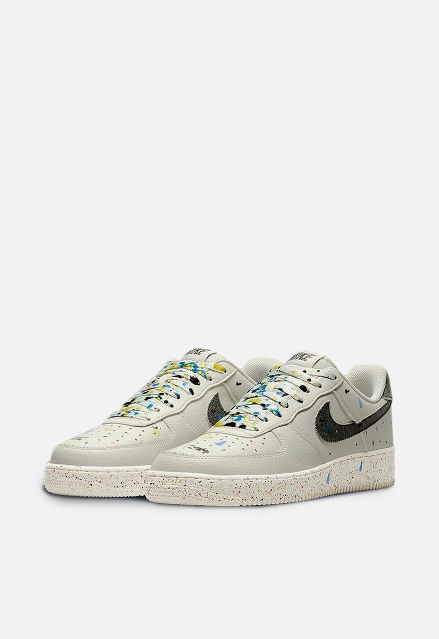 Nike - Air force 1 '07 lv8 - light bone/black-sail