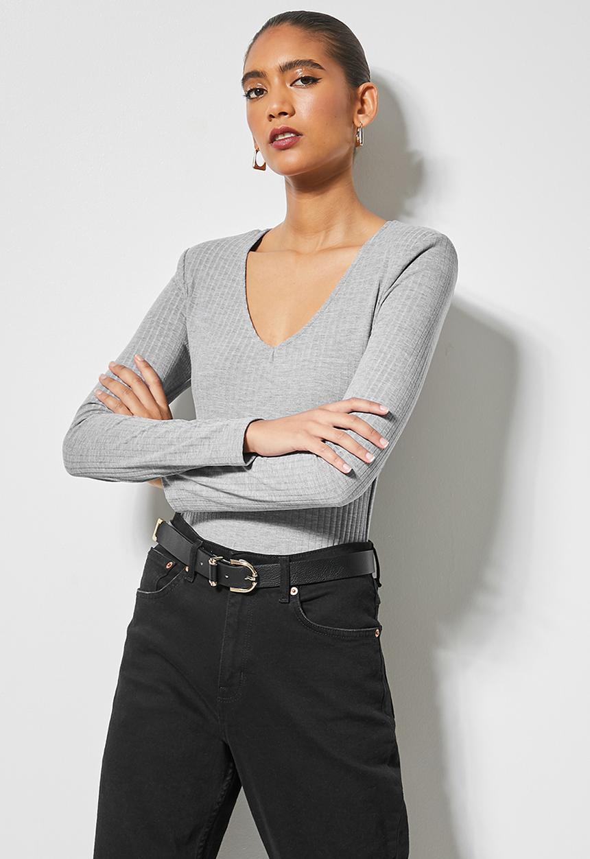 Superbalist - V-neck rib shoulder pad bodysuit - grey 