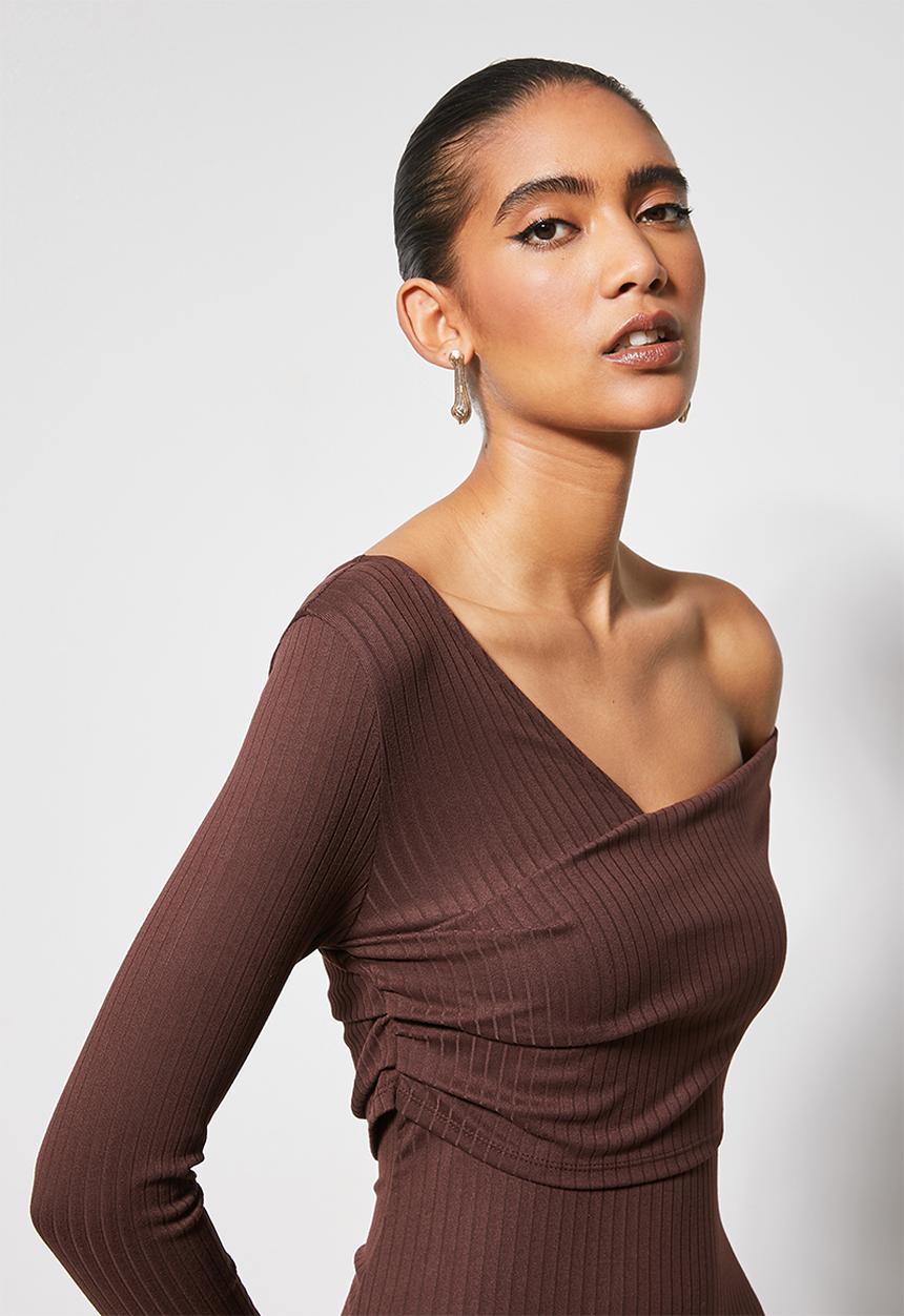 VELVET - Asymmetric rib midi dress - chocolate