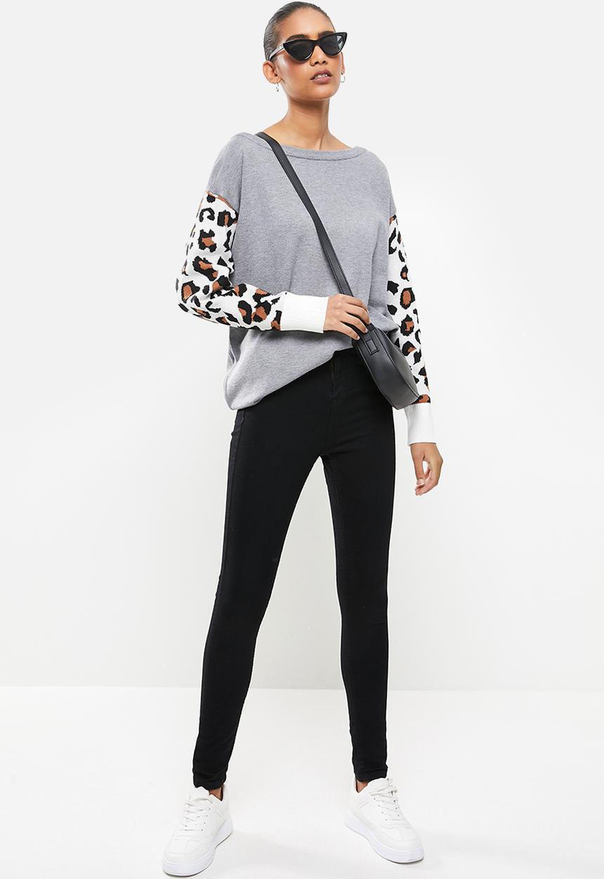 Stella Morgan - Animal print sleeve slouchy jumper - black