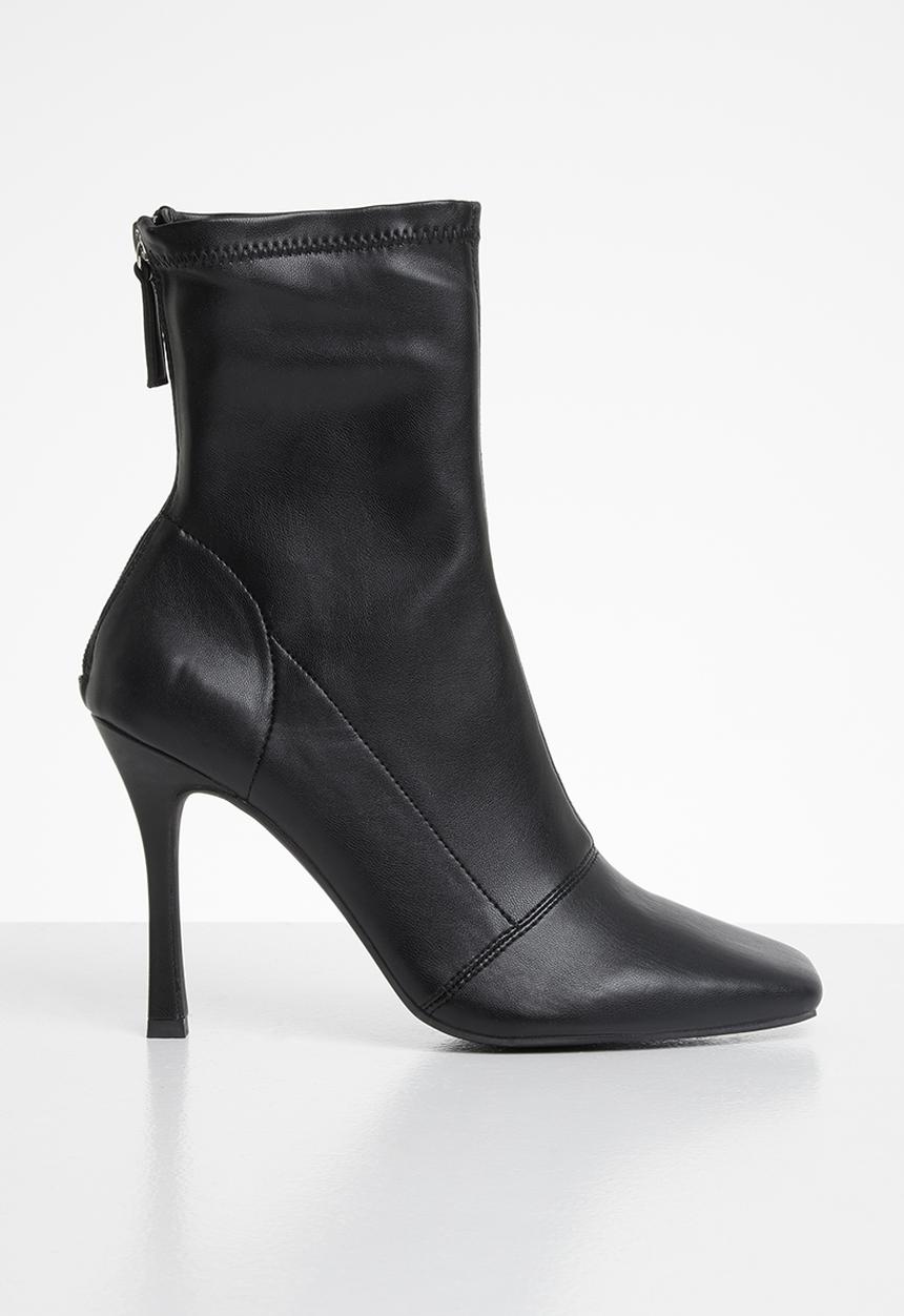 Missguided - Square mid stiletto heel ankle boots - black