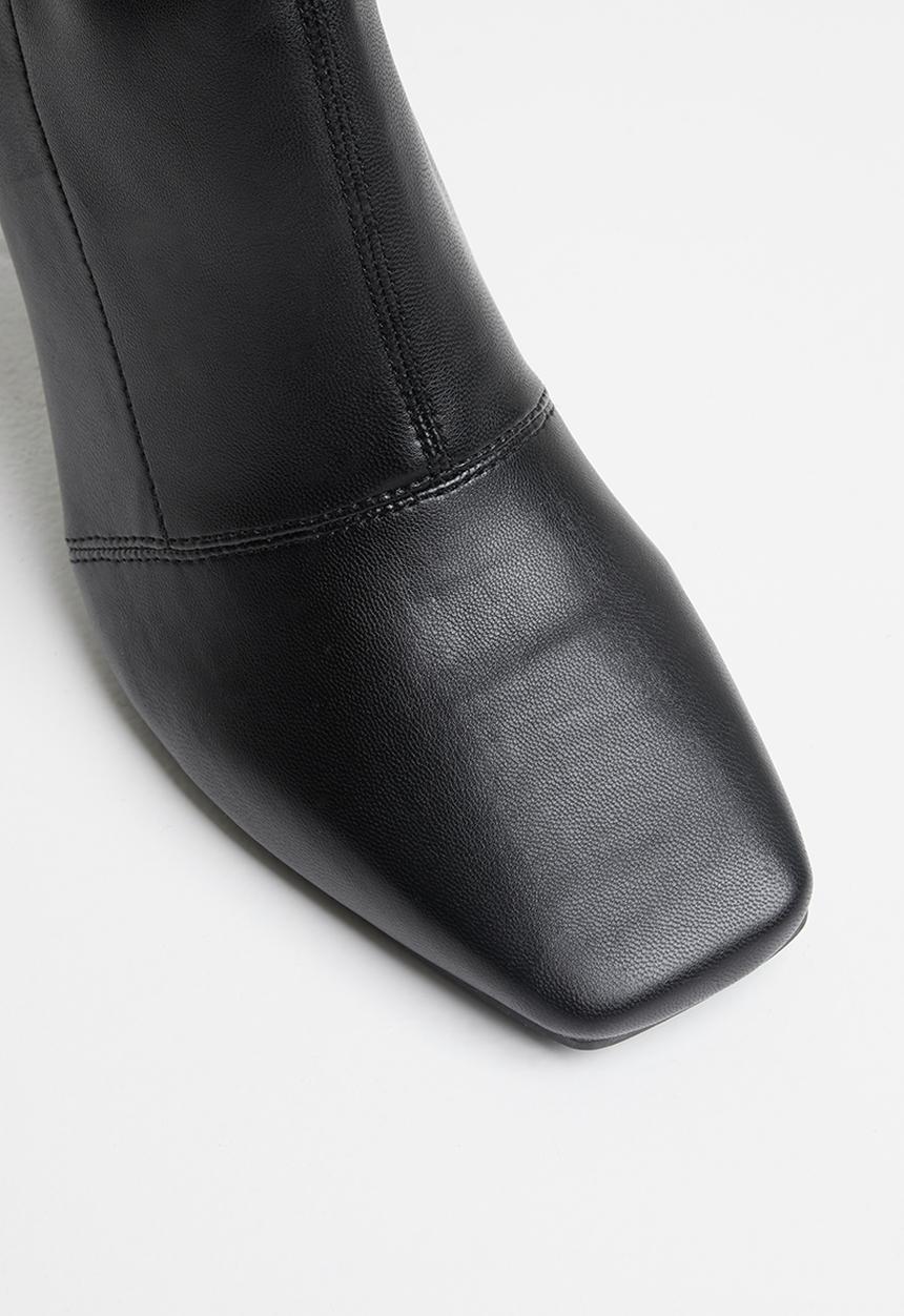 Missguided - Square mid stiletto heel ankle boots - black