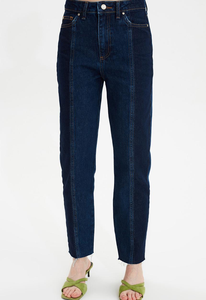 Trendyol - Block wash detailed high waist mom jeans - dark blue