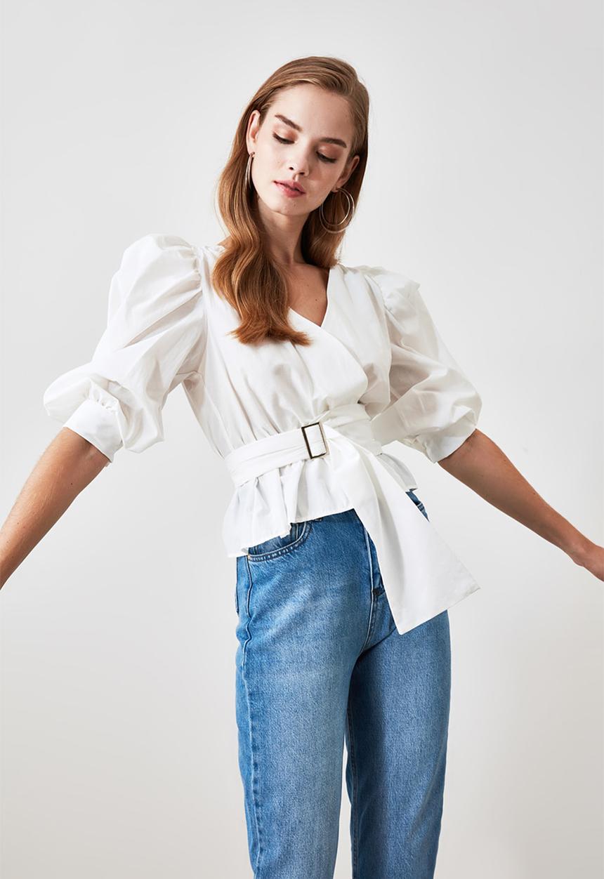 Trendyol - Tied detailed blouse - ecru