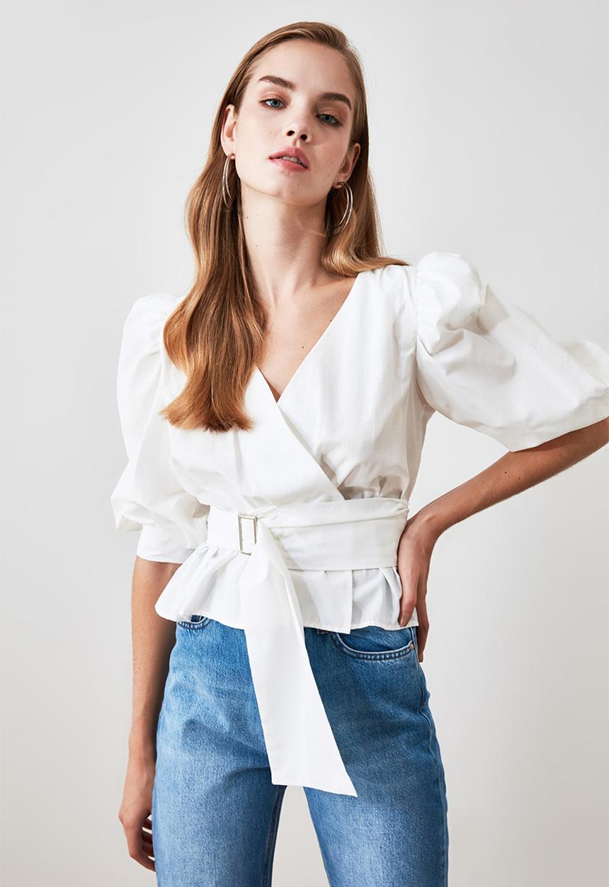 Trendyol - Tied detailed blouse - ecru