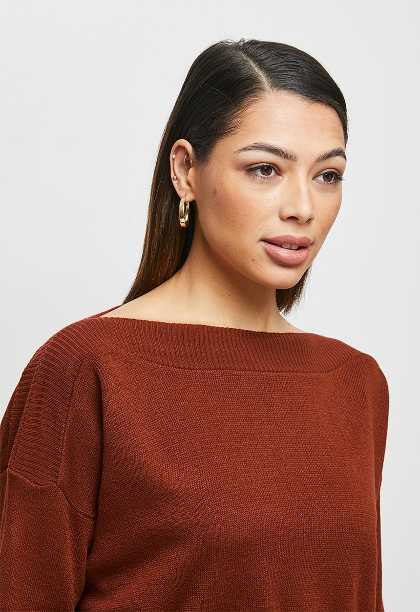 edit - Slash neck jumper - tobacco