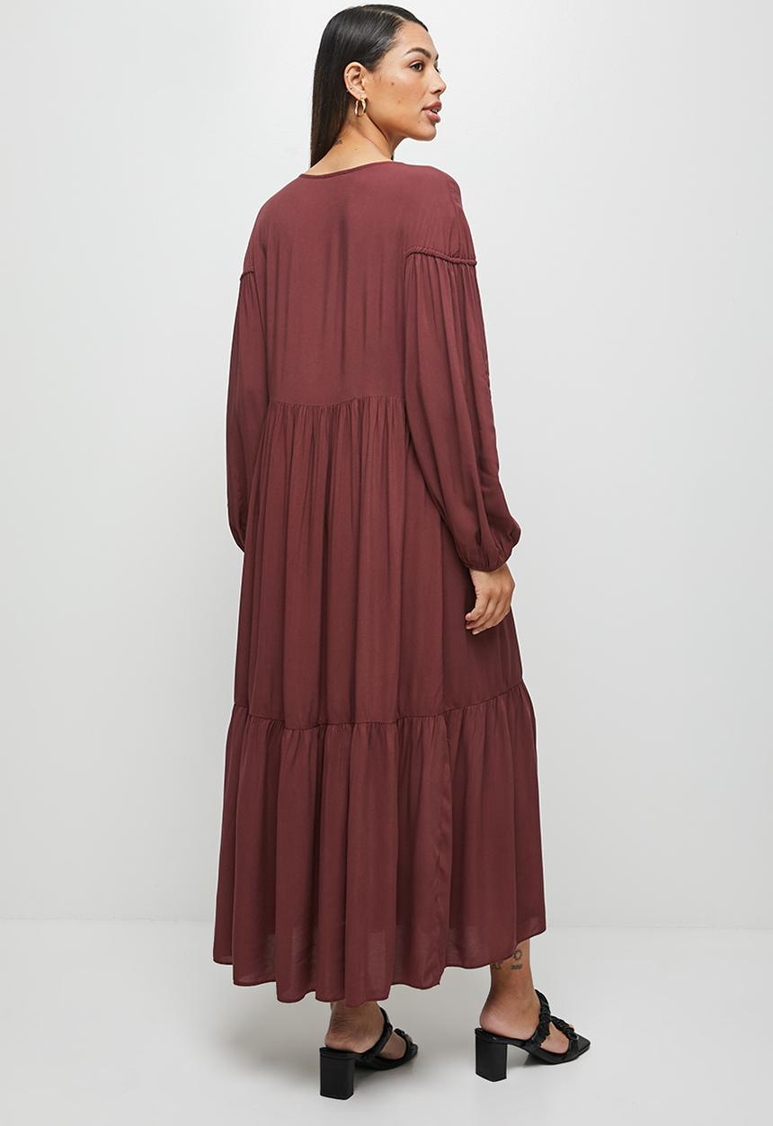 MILLA - Tiered balloon sleeve midi dress - burgundy 