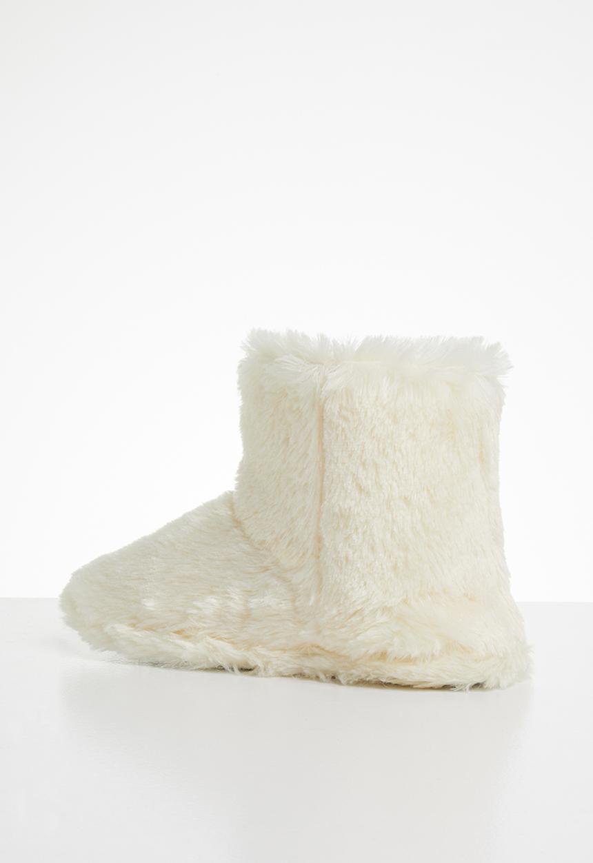 Jada - Fluffy slipper boot - beige