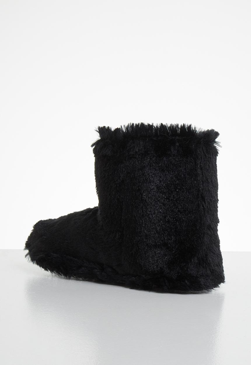 Jada - Fluffy slipper boot - black