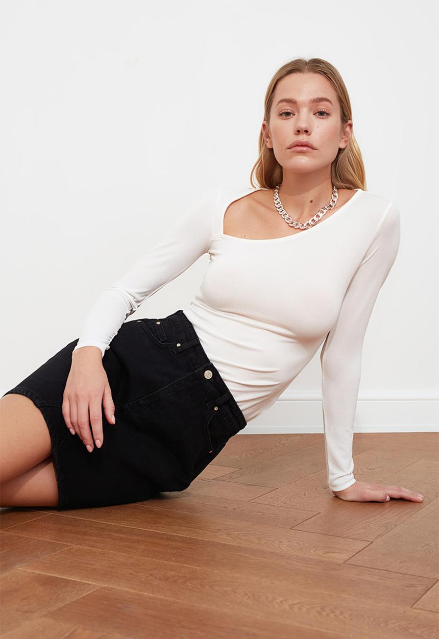 Trendyol - Basic mini denim skirt - black