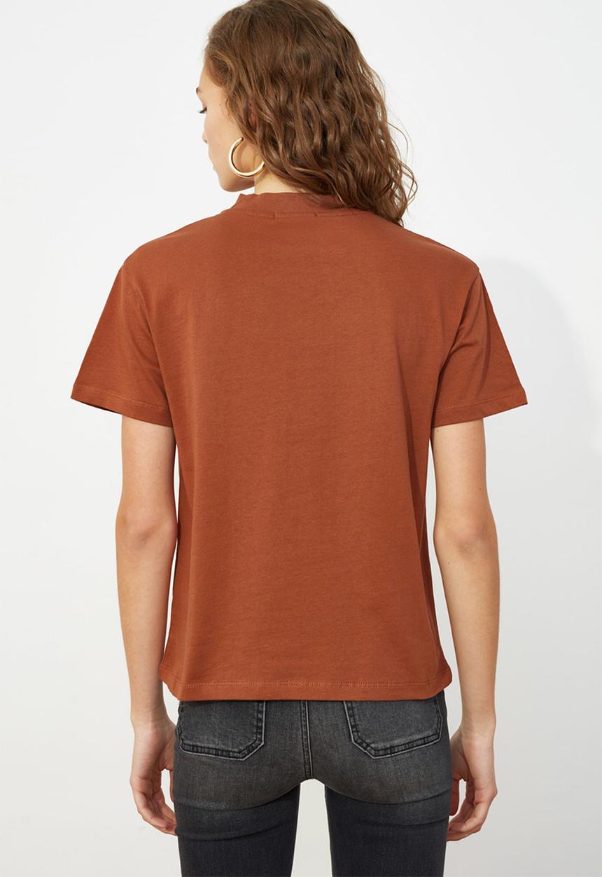 Trendyol - Stand collar basic knitted T-shirt - brown