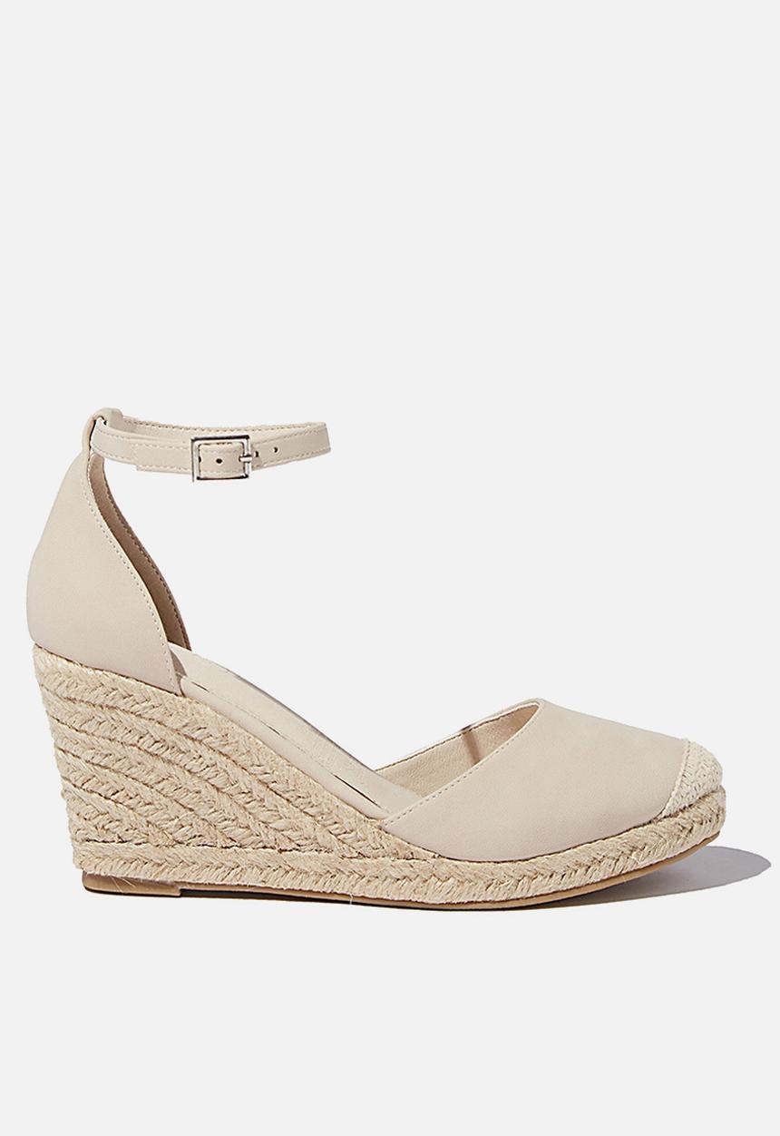 Cotton On - Florence closed toe wedge - bone nubuck