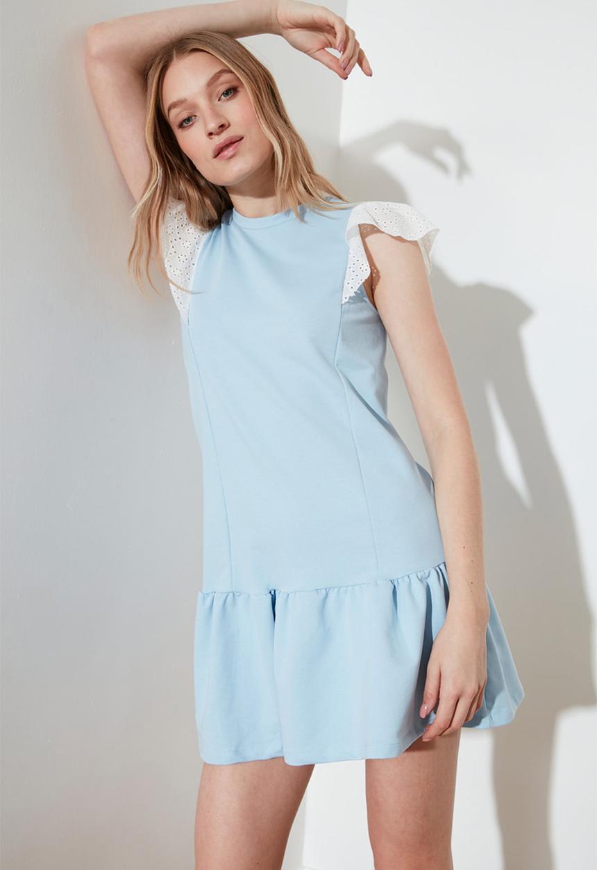 Trendyol - Mavi lace detailed dress - light blue