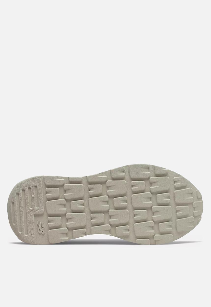 New Balance  - 5740 - grey