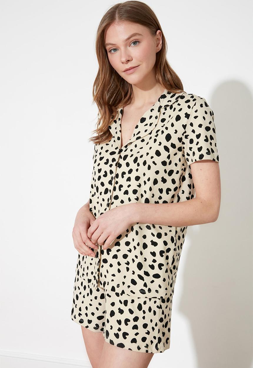 Trendyol - Leopard patterned knitted pajamas set - mutli
