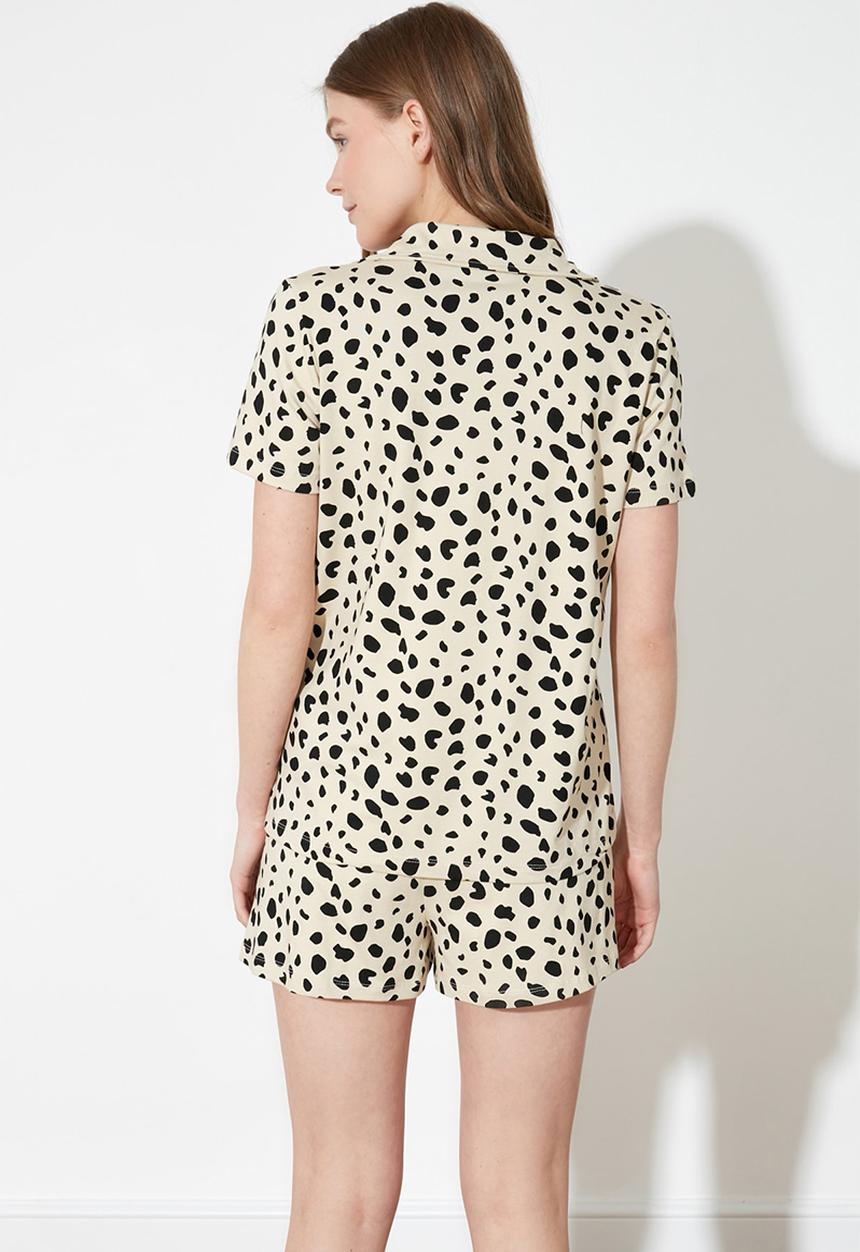 Trendyol - Leopard patterned knitted pajamas set - mutli