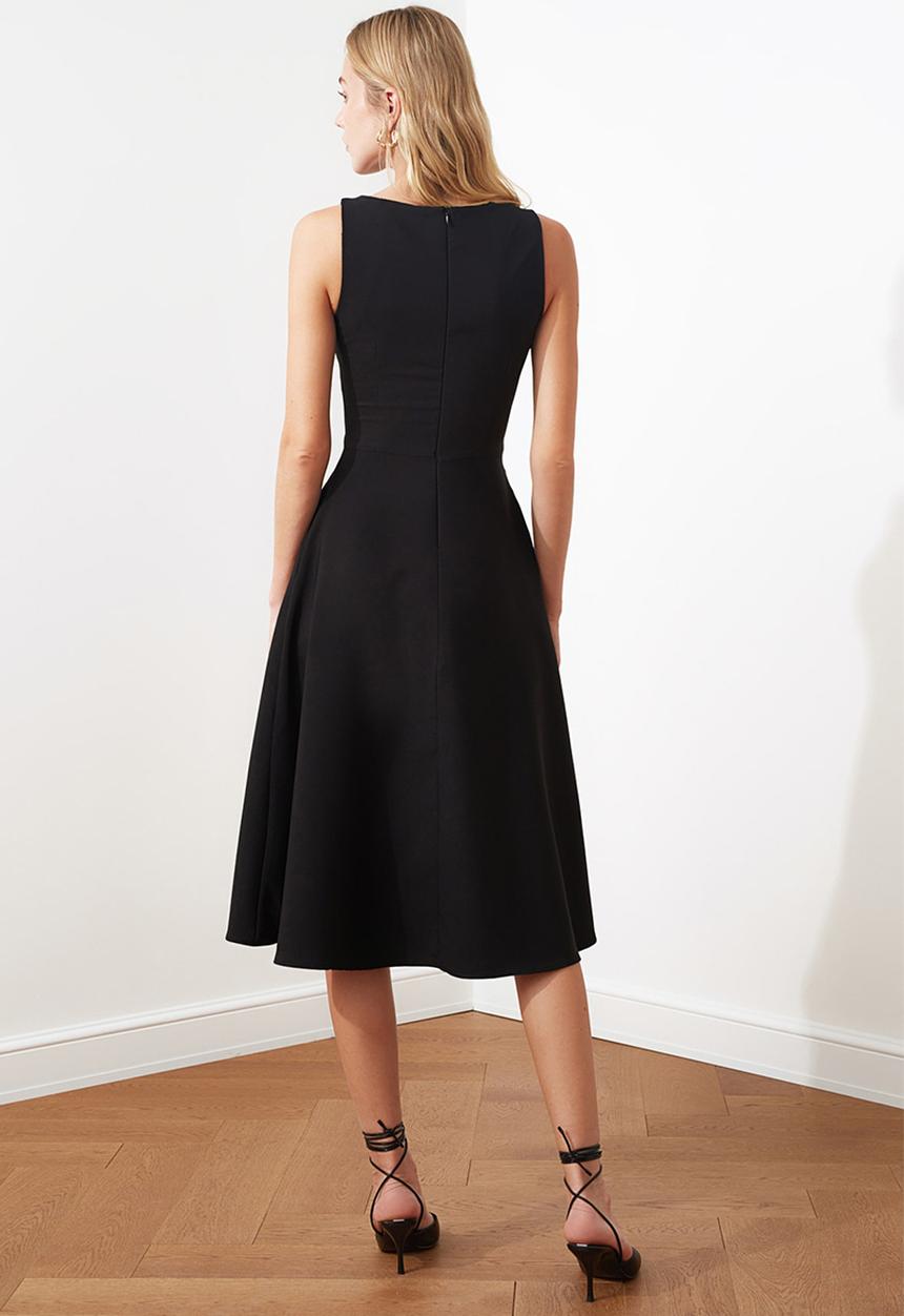 Trendyol - Pleated dress - black
