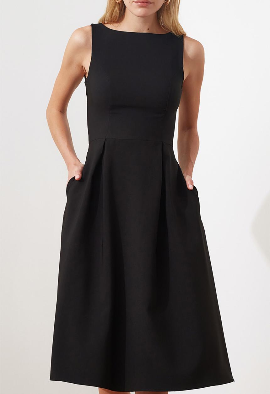 Trendyol - Pleated dress - black