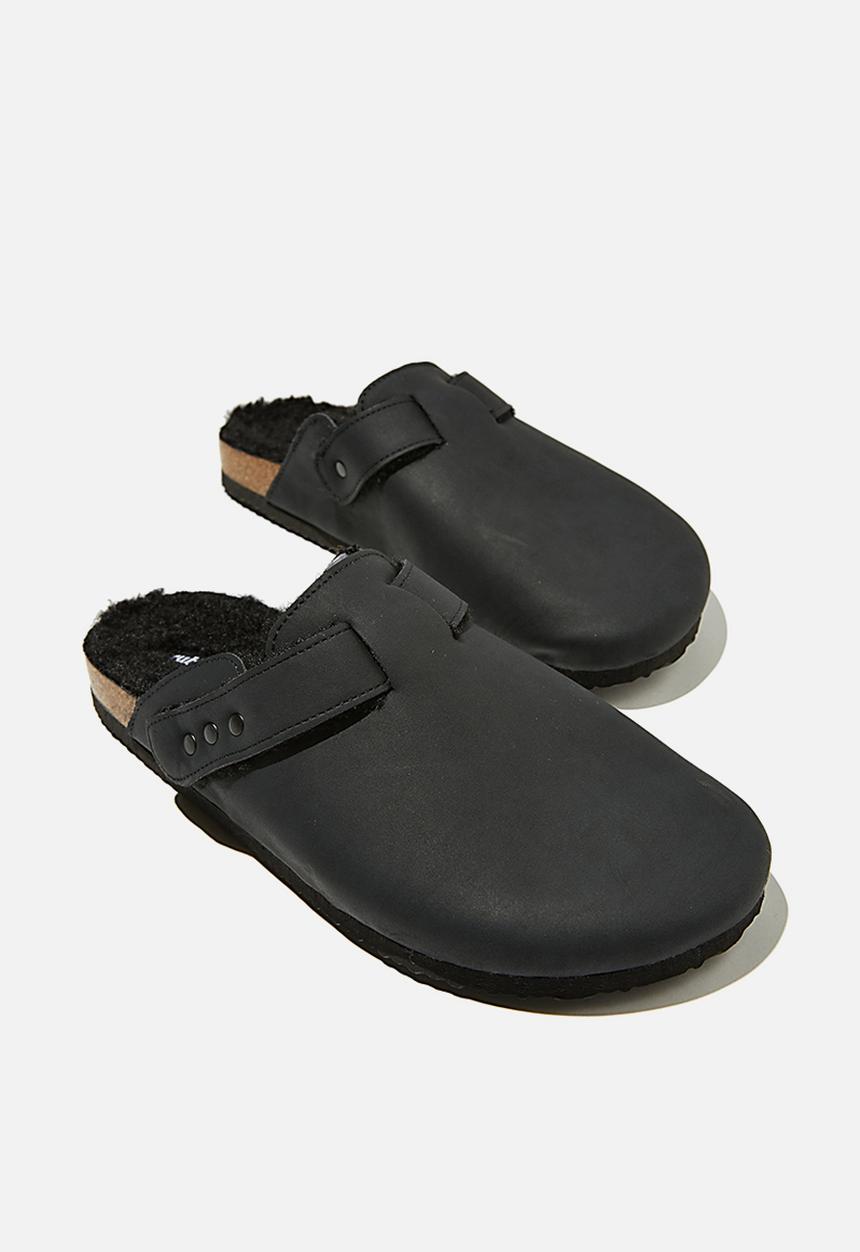 Cotton On - Rex stud closed toe mule - black 