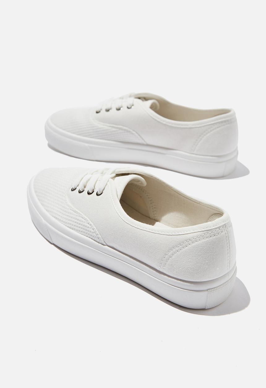 Cotton On - Jamie lace up plimsoll - white waffle