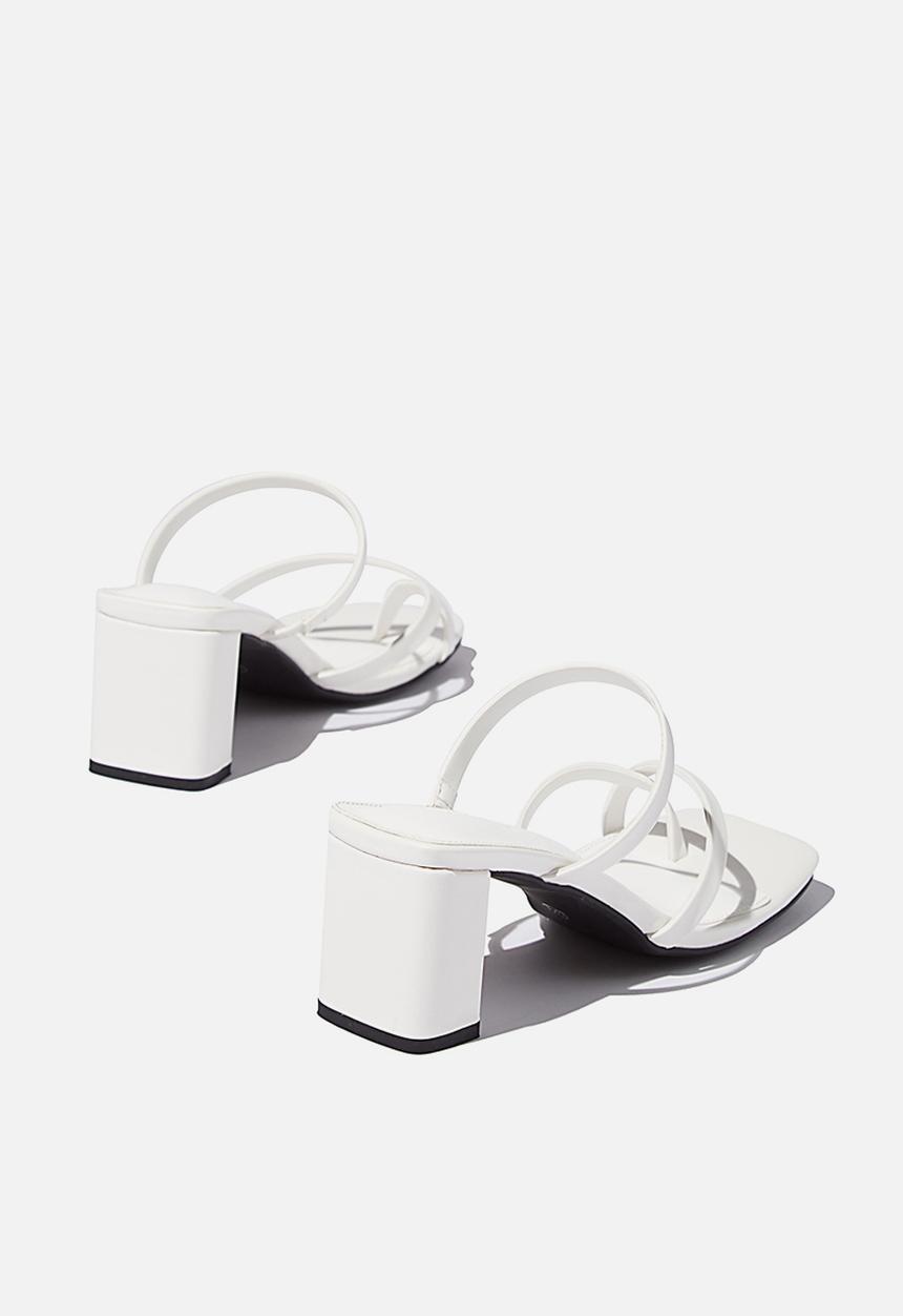 Cotton On - Isla toe loop heel - white