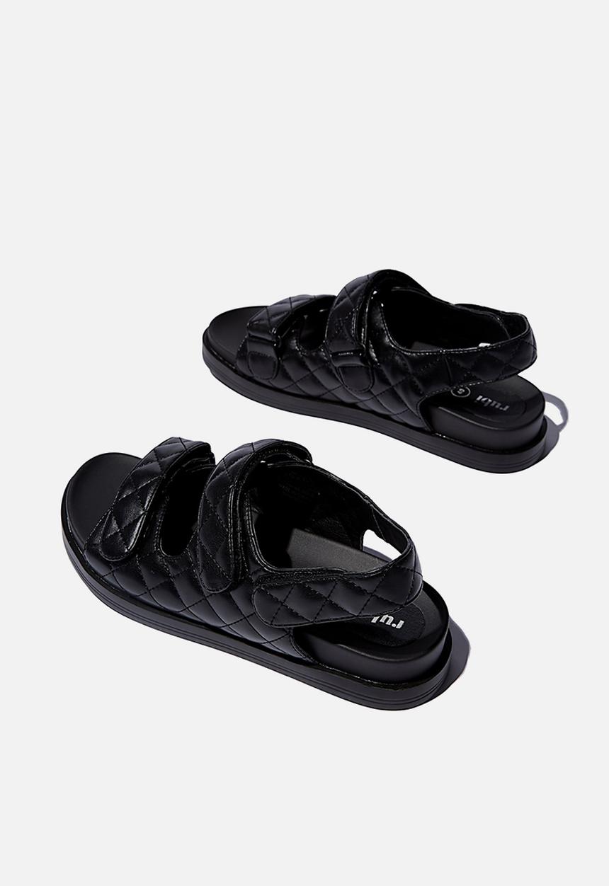 Cotton On - Taylor velcro sporty sandal - black quilted