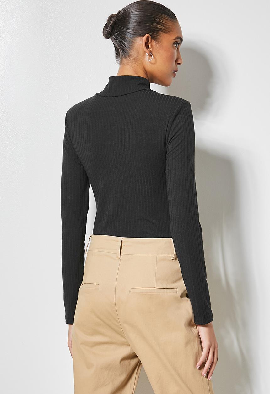 Superbalist - Rib turtleneck bodysuit with shoulder pad - black